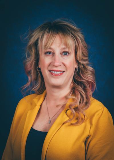 Photo of Angela Flemmer, DNP, RN, APRN, AGNP-BC, CNE Clinical Assistant Professor