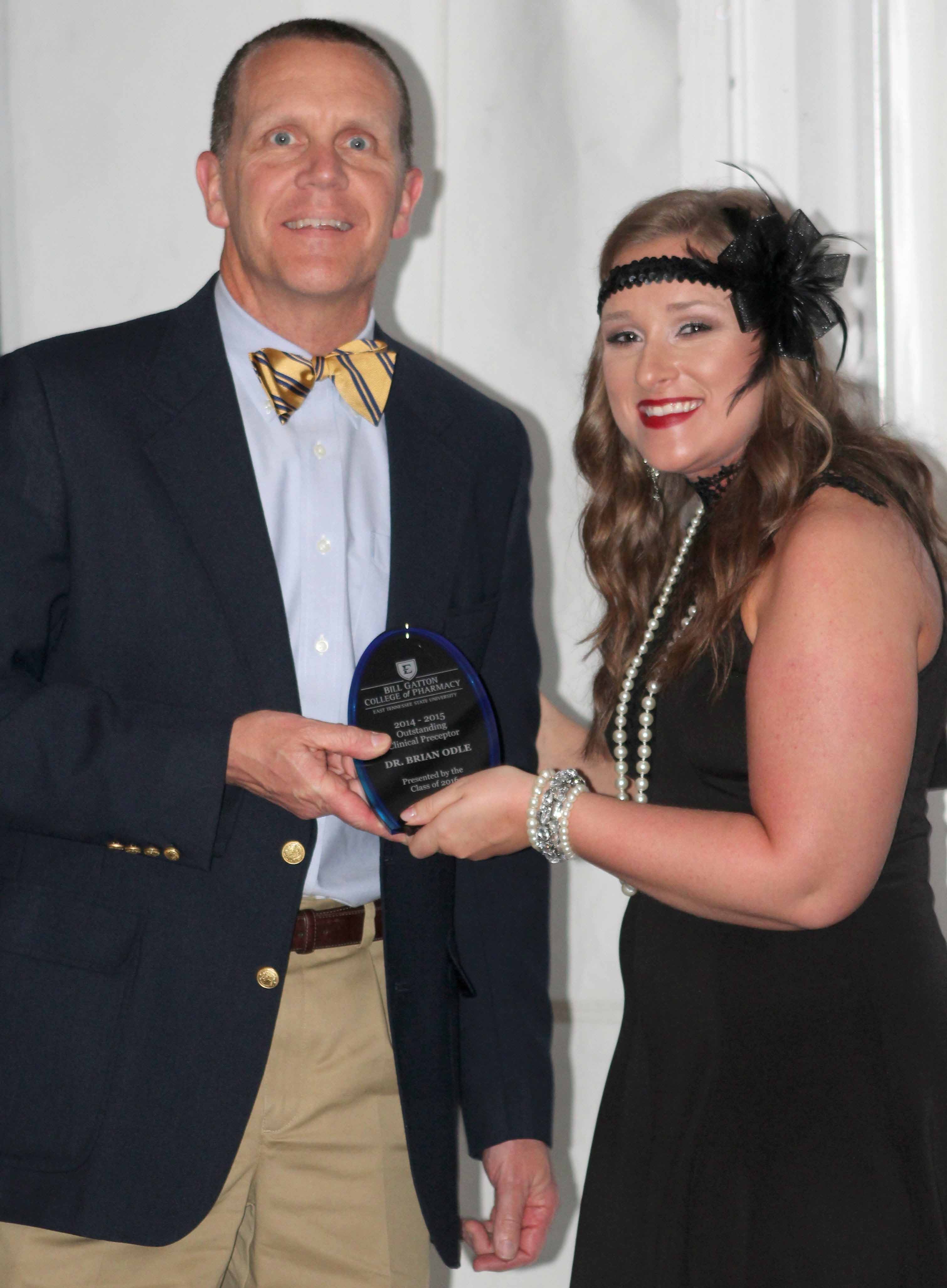 Dr. Odle named "Outstanding Clinical Preceptor," 2014-2015